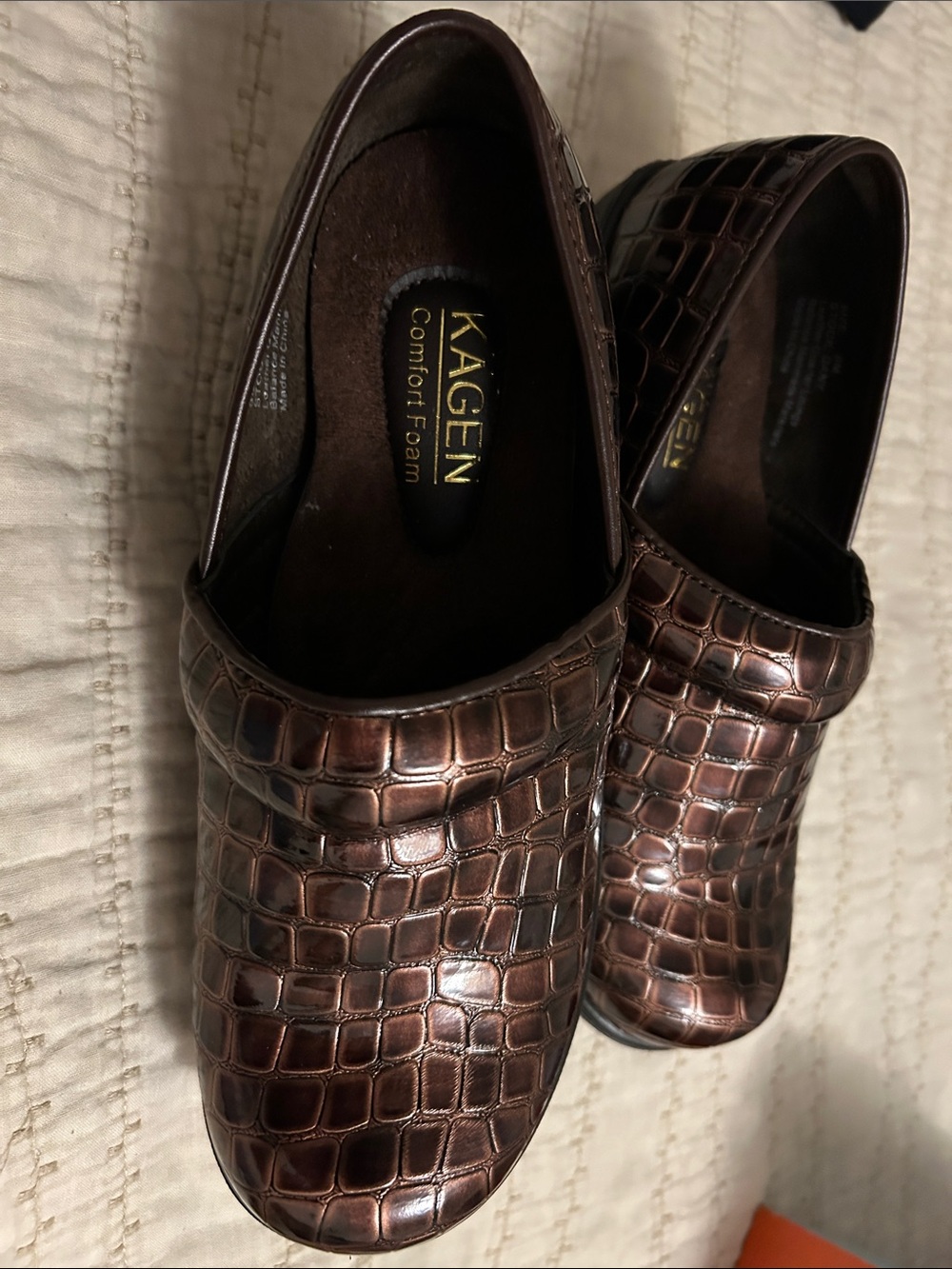 Skagen Brown Croc-Embossed Slip-On Loafers